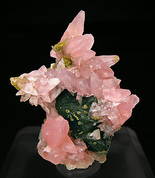 Rhodochrosite with Tsumcorite and Galena.