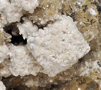 Bultfonteinite with Hydroxyapophyllite-(K) and Calcite. 