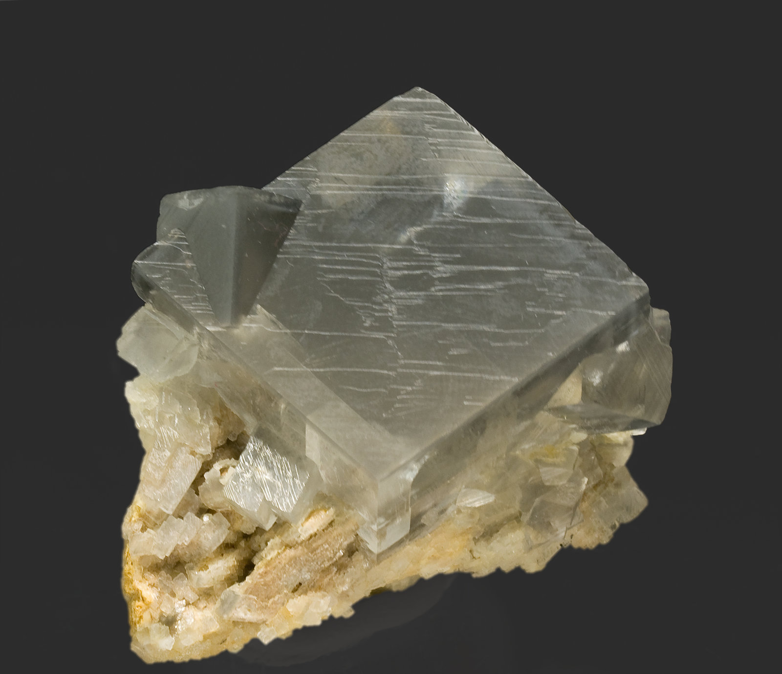 specimens/s_imagesR3/Dolomite-ED27R3f.jpg