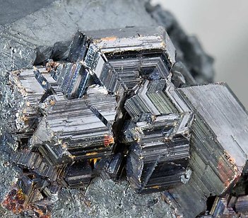 Hematite after Ilmenite with Rutile. 