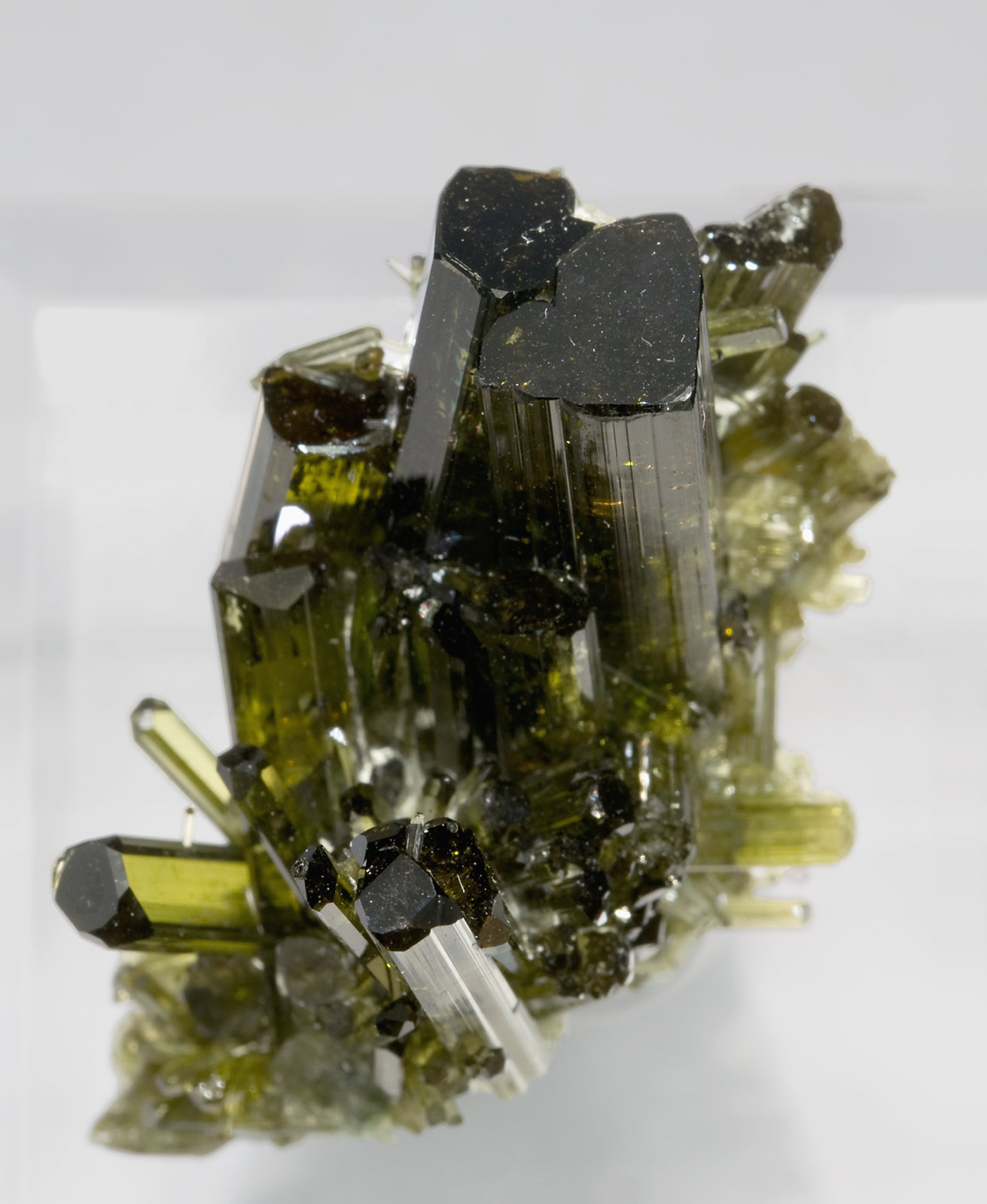 specimens/s_imagesR5/Vesuvianite-MC59R5t.jpg