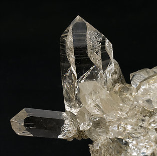 Quartz (variety smoky) with Hematite. 