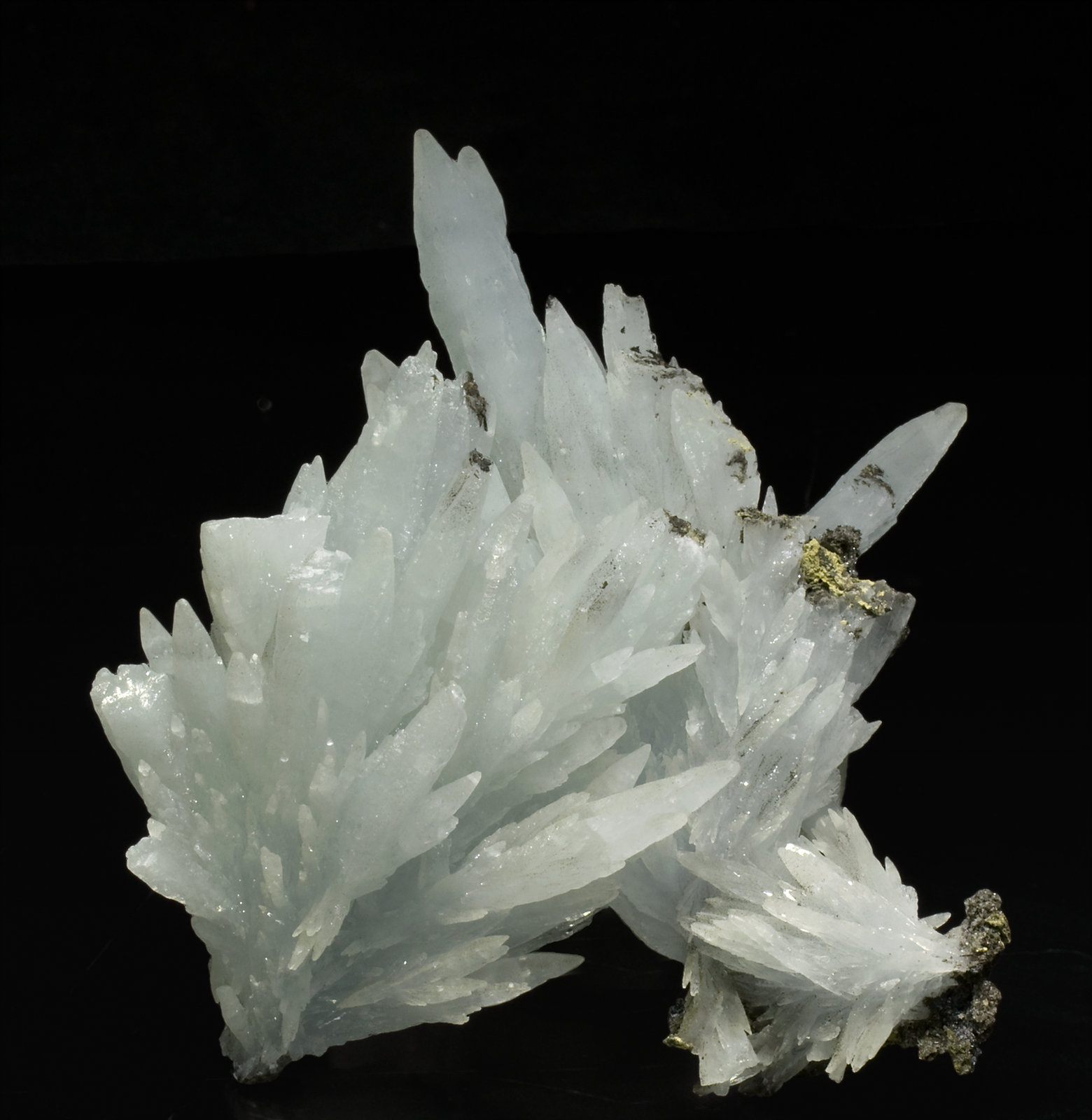 specimens/s_imagesR8/Celestine-MH27R8r.jpg