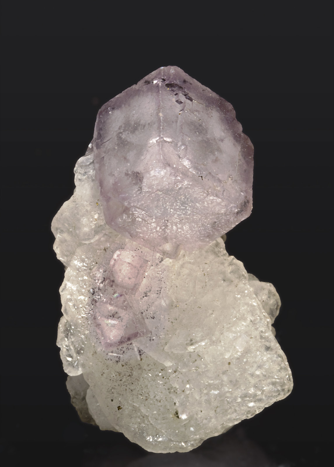specimens/s_imagesR9/Fluorite-MD46R9.jpg