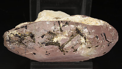 Beryl (variety morganite) with Albite (variety cleavelandite). Top