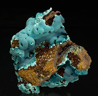 Rosasite with Wulfenite. Side