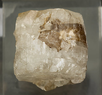 Fluorapophyllite-(K). Top