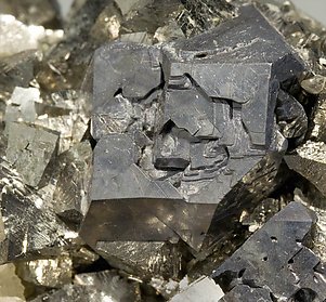 Arsenopyrite with Galena, Calcite and Quartz. 