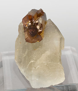 Tourmaline (Group) with smoky Quartz. Side