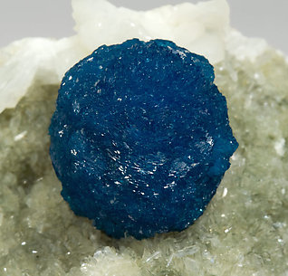 Cavansite on Stilbite. 