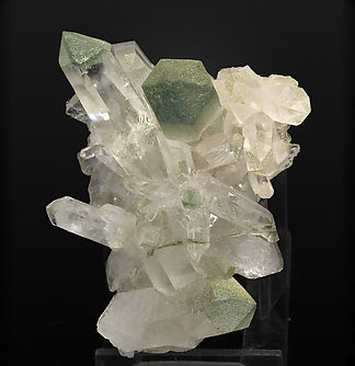 Quartz with Chlorite. Top