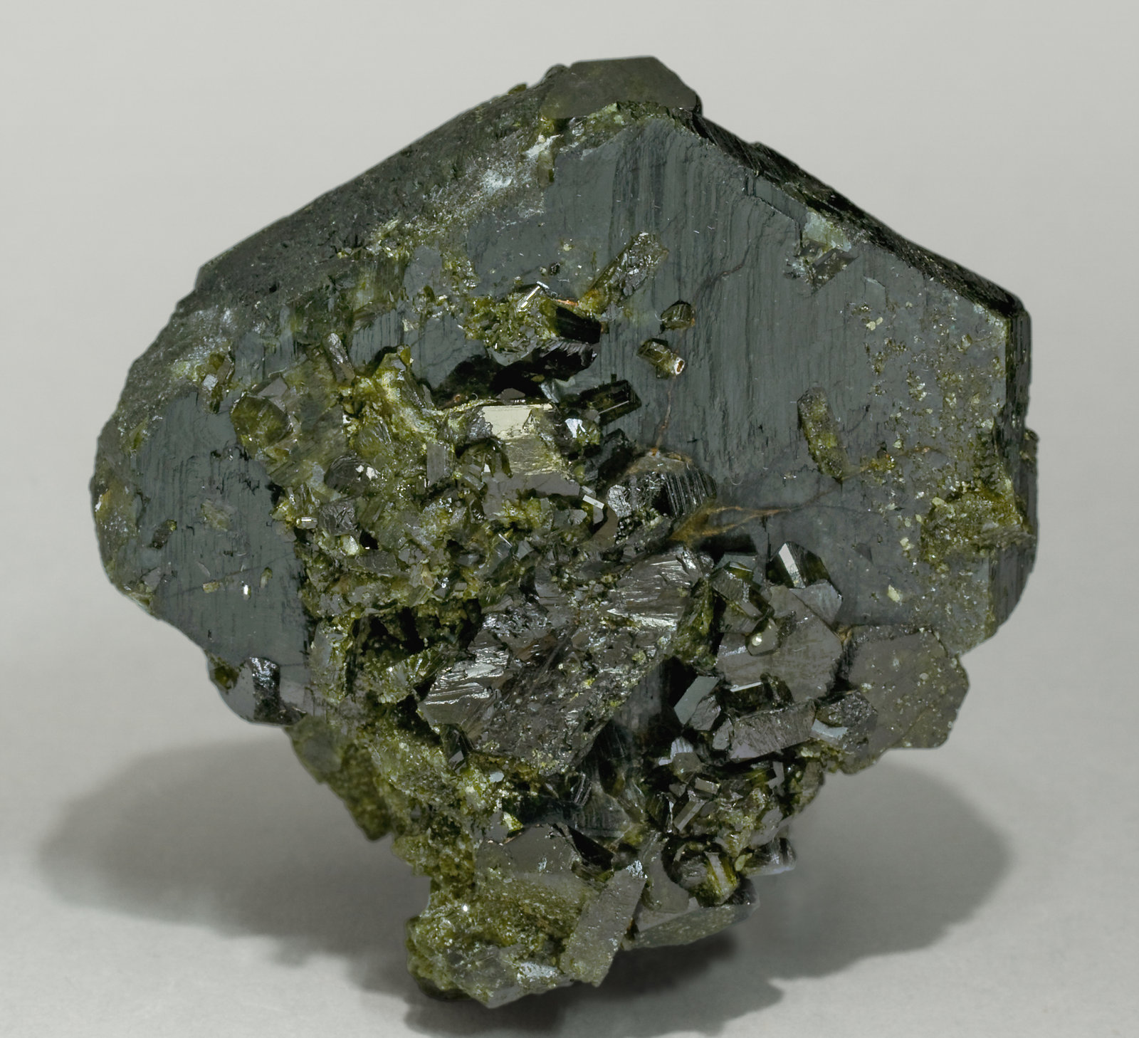 specimens/s_imagesS9/Epidote-EA86S9r.jpg