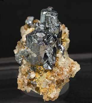 Pyrargyrite with Calcite and Quartz.