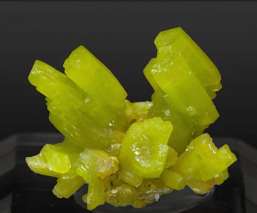 Pyromorphite. Front