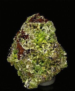 Pyromorphite. Front