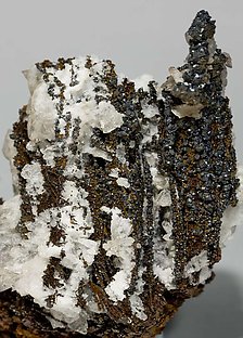 Descloizite with Calcite. 