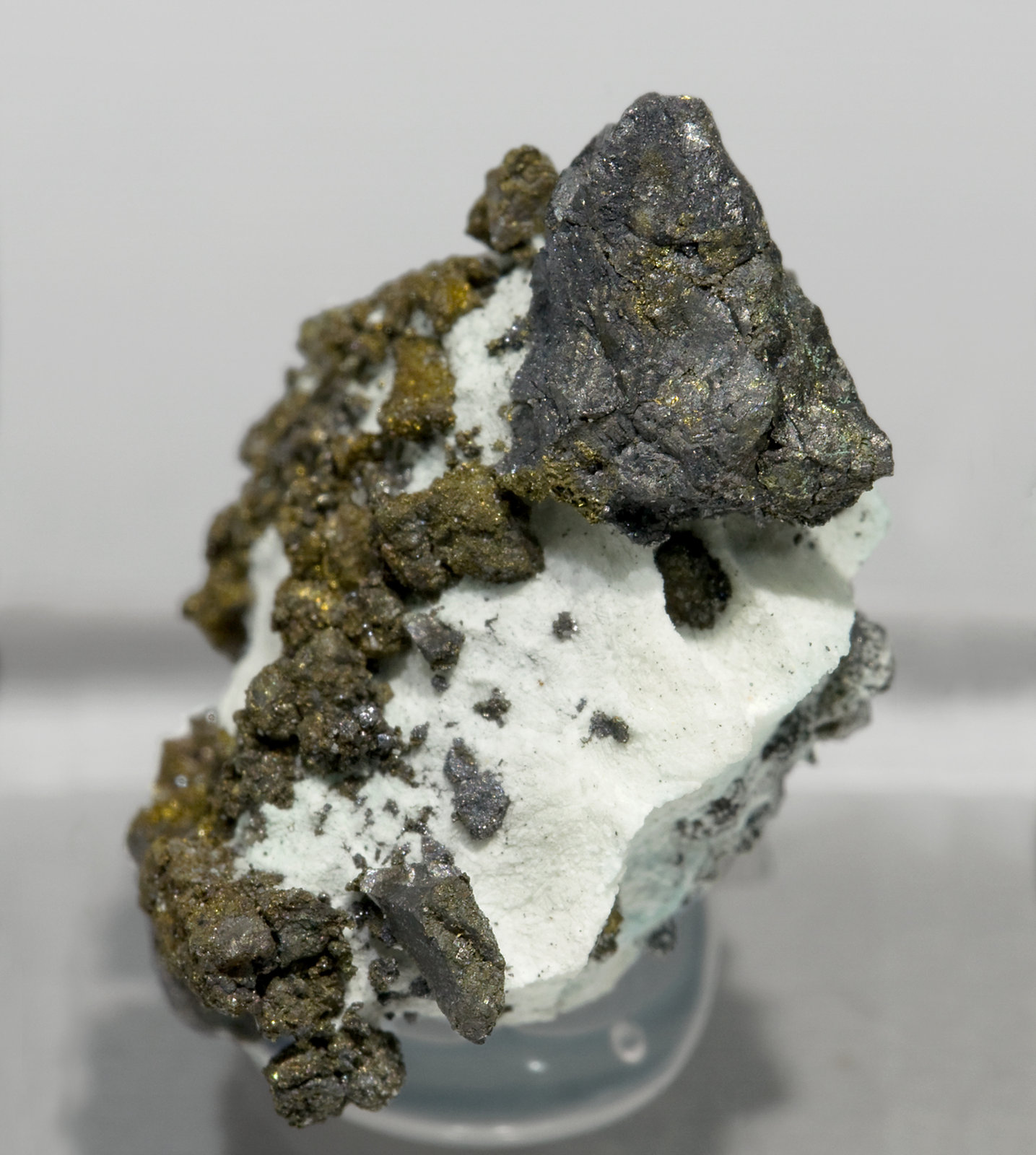 specimens/s_imagesT6/Villamaninite-NF60T6f.jpg