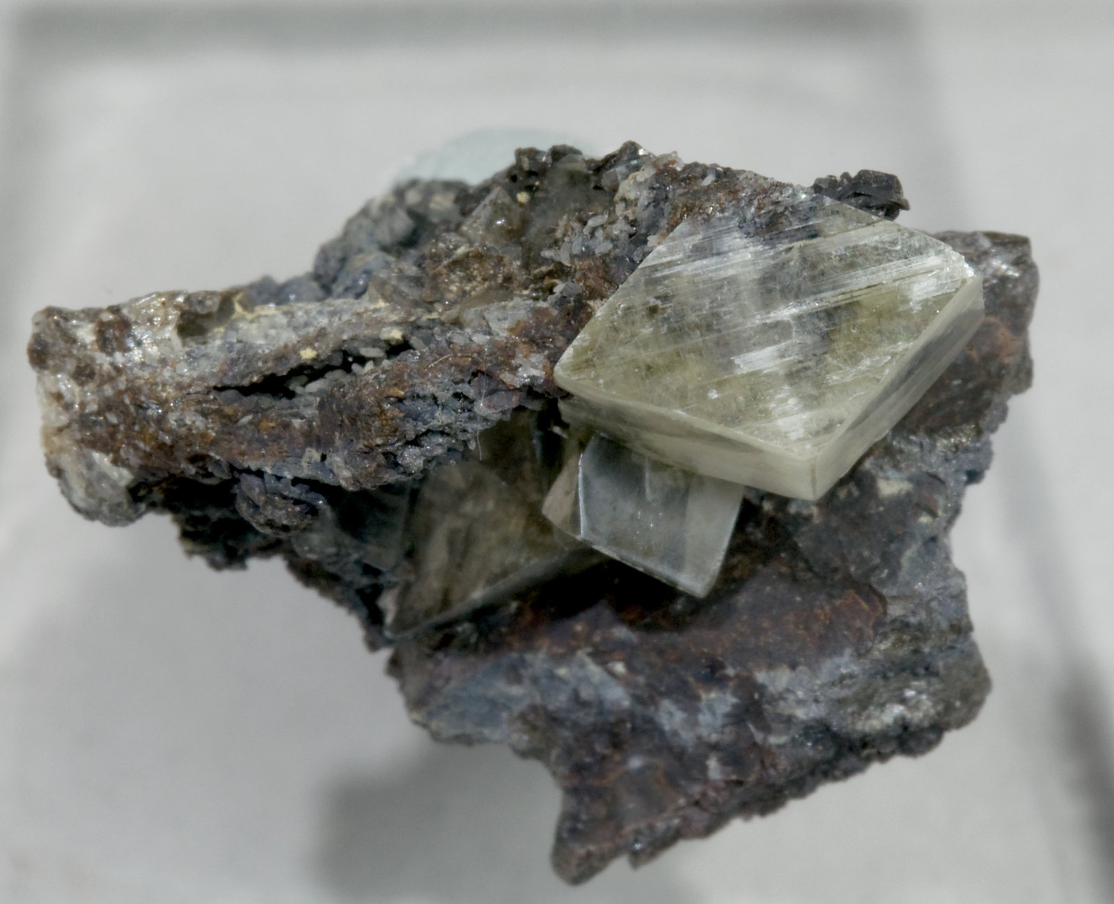 specimens/s_imagesT7/Valentinite-MJ56T7t.jpg