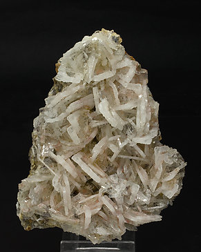 Baryte with Realgar inclusions. 