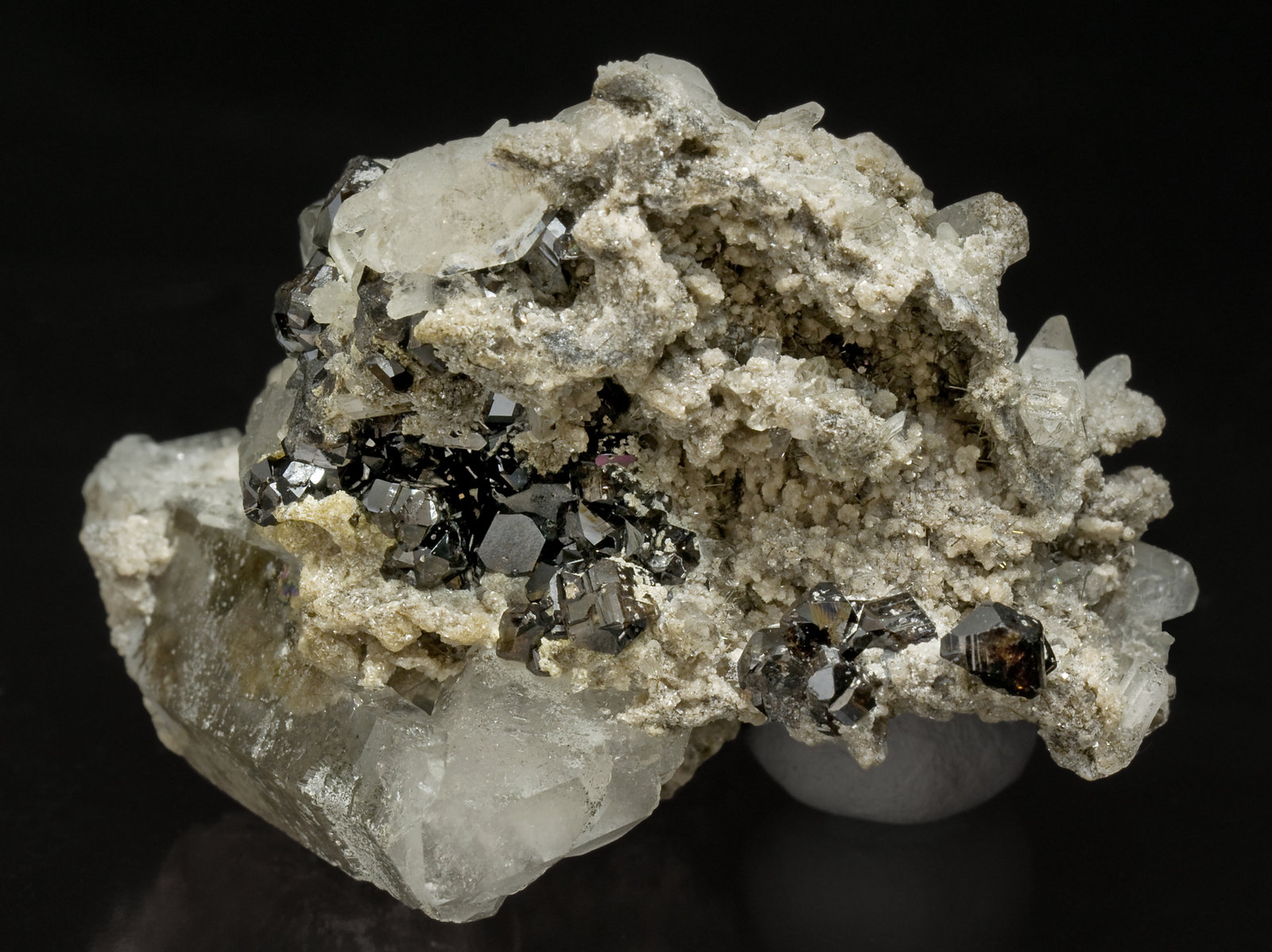 specimens/s_imagesV1/Cassiterite-RE60V1f.jpg