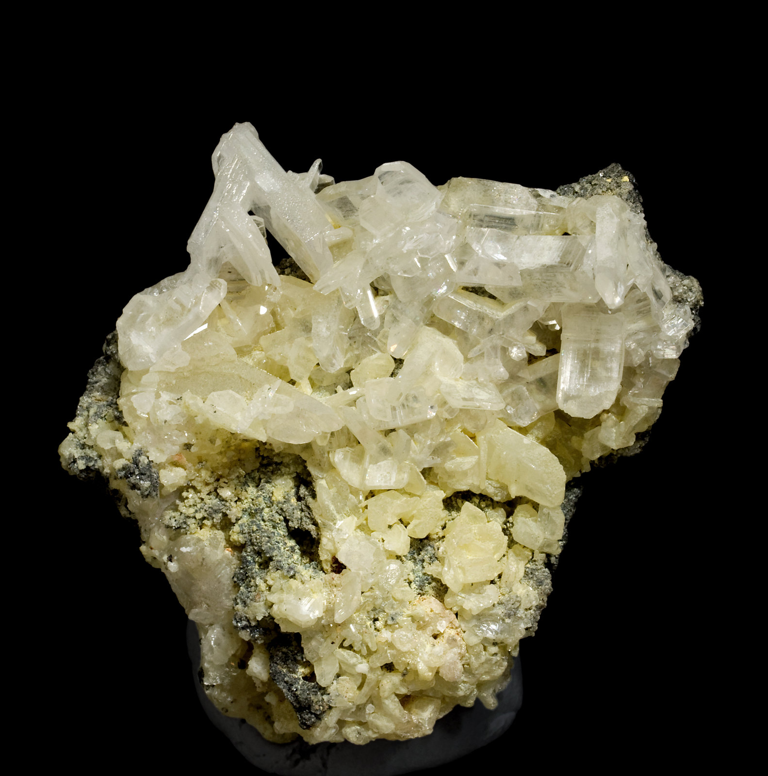 specimens/s_imagesV1/Cerussite-TF56V1f.jpg