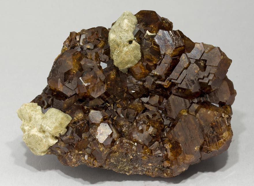 specimens/s_imagesV2/Grossular-TK1V2f.jpg