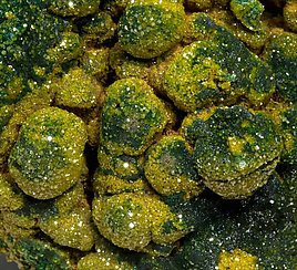 Pyromorphite with Malachite. 