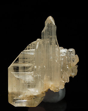 Cerussite. Front