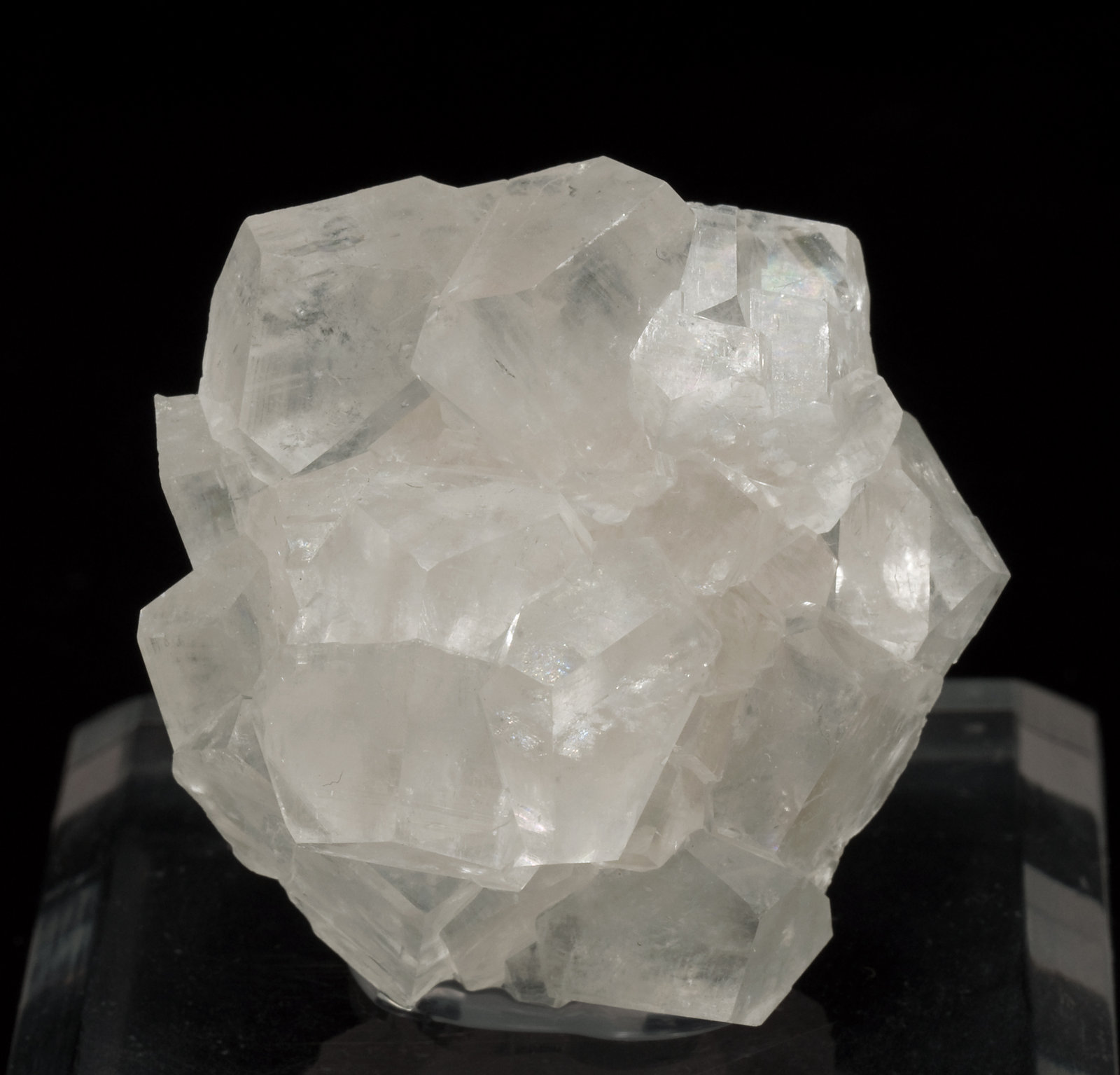 specimens/s_imagesW1/Calcite-MX16W1f.jpg