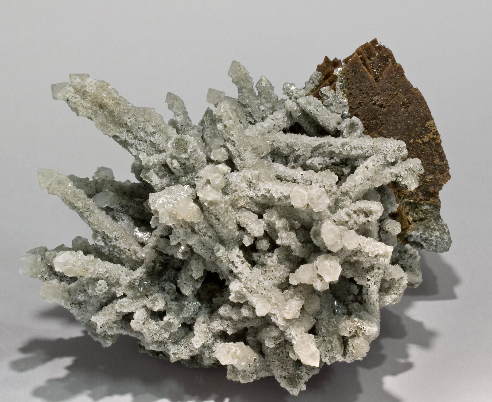 specimens/s_imagesW1/Helvite-TK16W1s.jpg