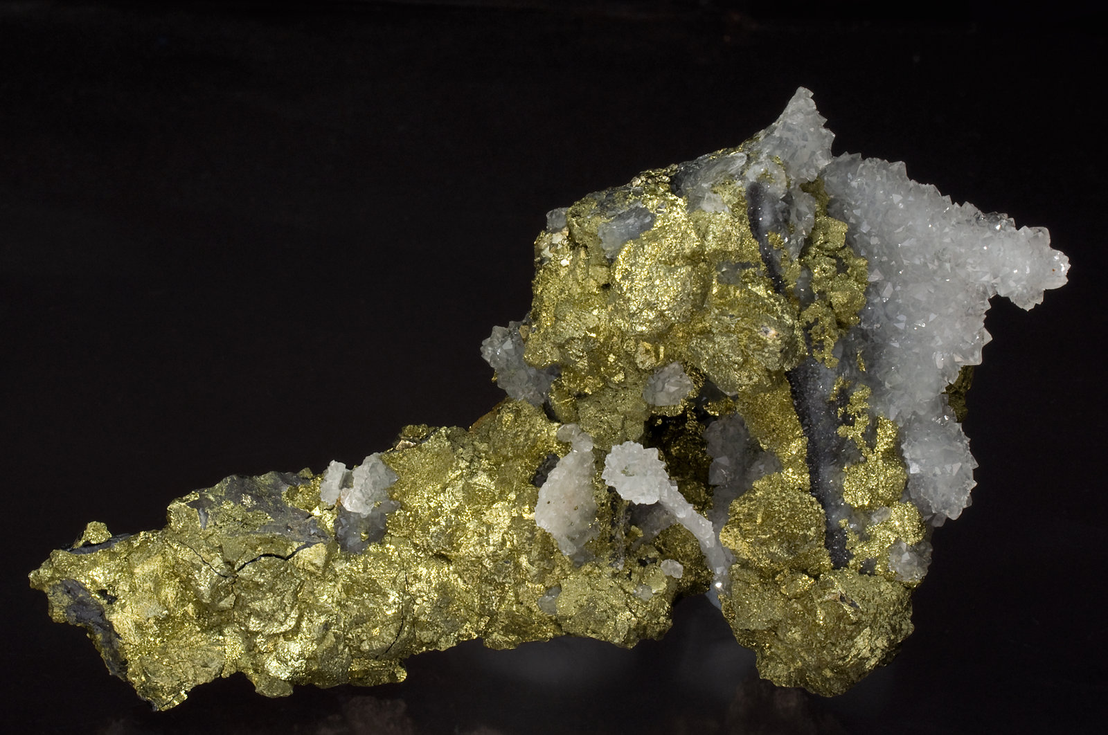 specimens/s_imagesW2/Chalcopyrite-EB96W2f.jpg