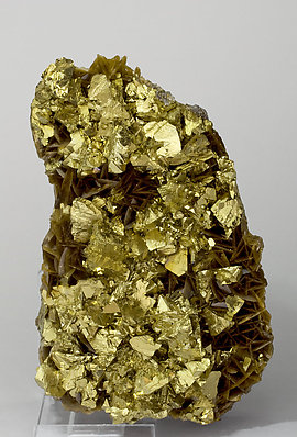 Chalcopyrite with Siderite. 