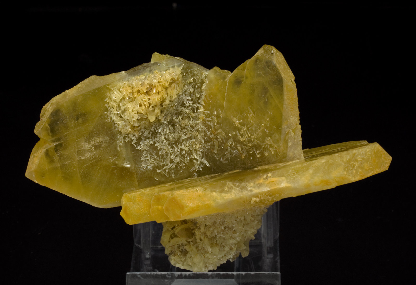 specimens/s_imagesW4/Barite-TC66W4f.jpg