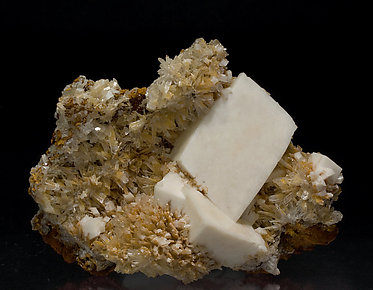 Dolomite with Hemimorphite.