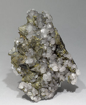 Tetrahedrite with Chalcopyrite and Quartz.