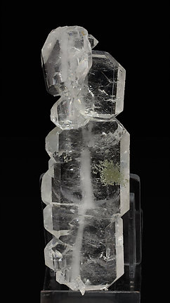 Doubly terminated faden Quartz with Chlorite inclusions. Rear