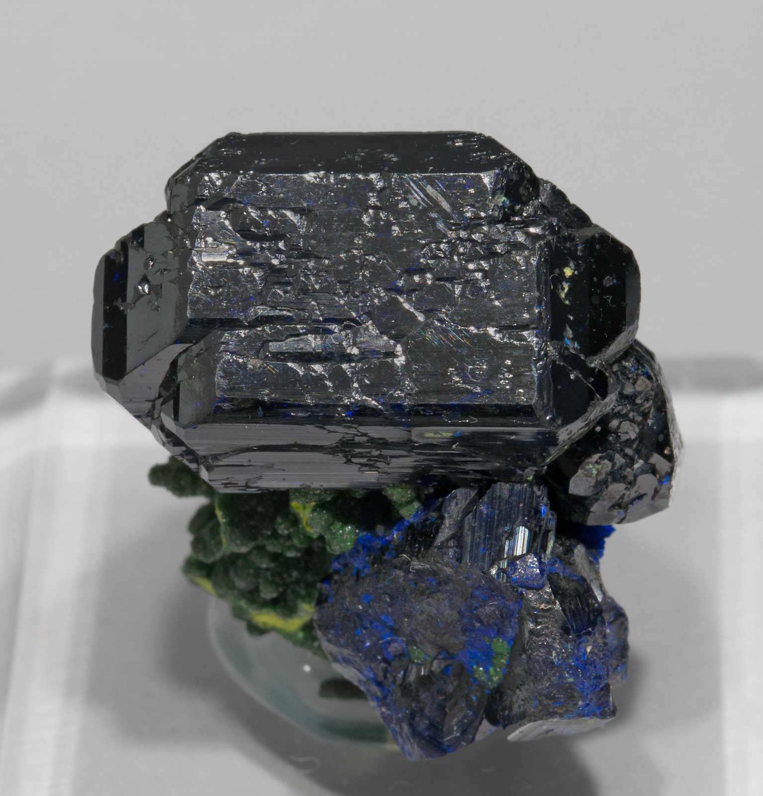 specimens/s_imagesX1/Azurite-MH88X1f.jpg