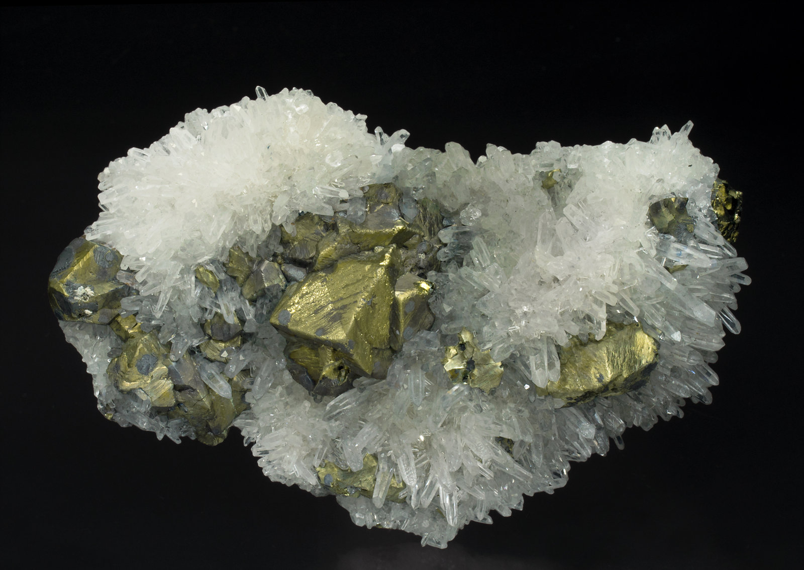 specimens/s_imagesX2/Chalcopyrite-EF47X2f.jpg