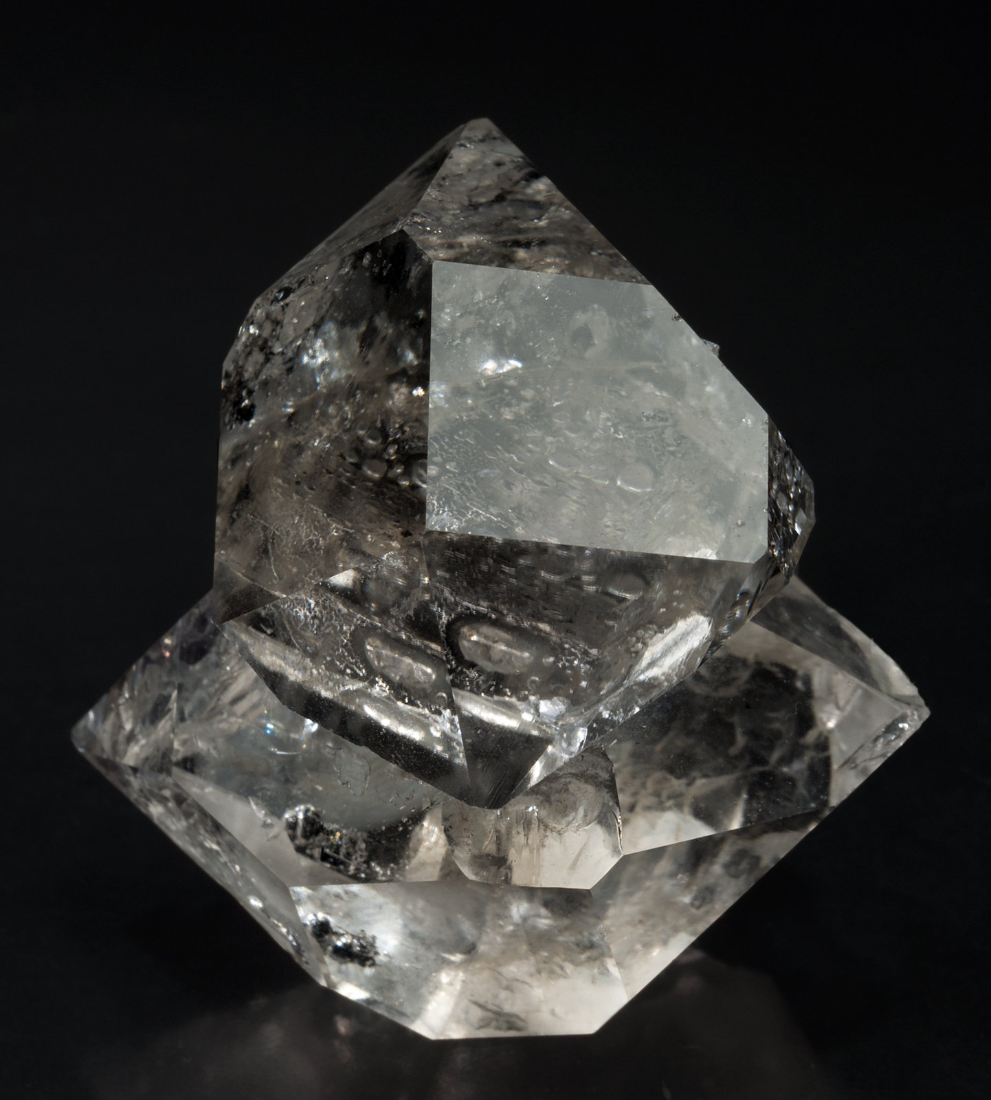 specimens/s_imagesX3/Quartz_smoky-JD66X3t.jpg