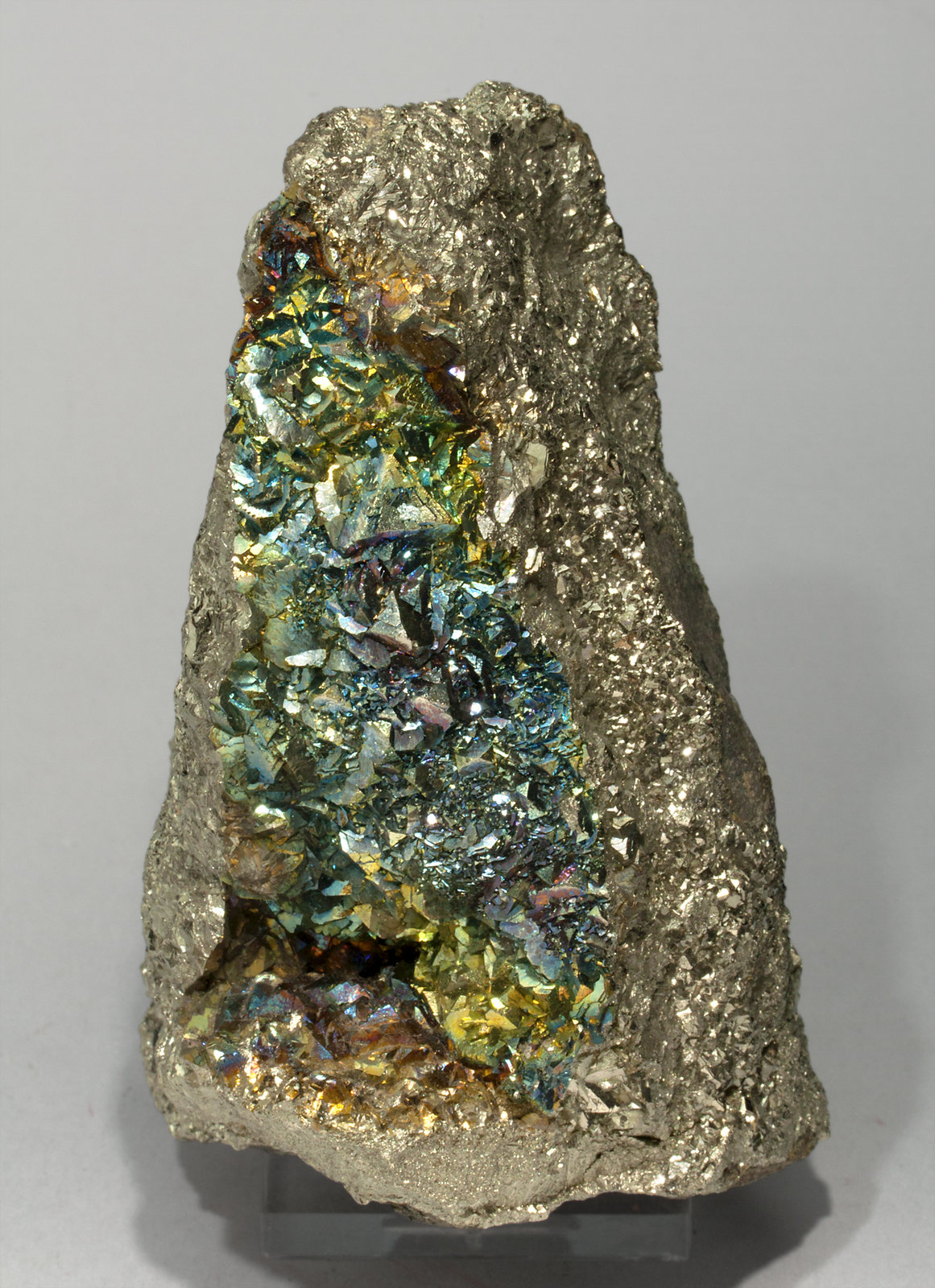 specimens/s_imagesX4/Pyrite-NG62X4f.jpg