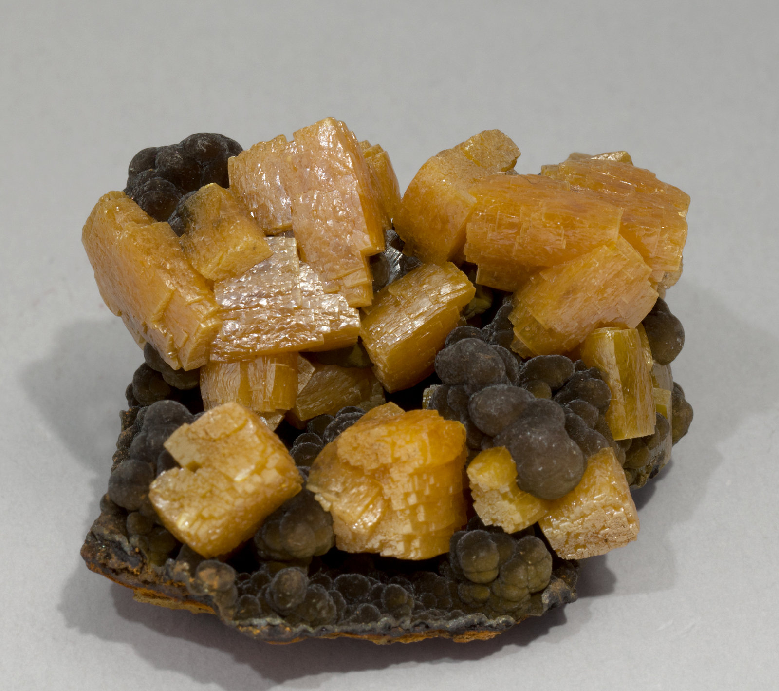 specimens/s_imagesX4/Wulfenite-TQ96X4f.jpg