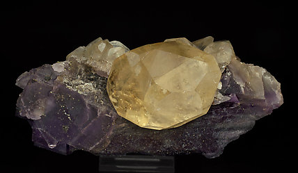 Calcite with Fluorite. Top