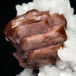 Helvine-Genthelvite on Calcite. 