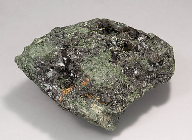 Allanite-(La) zoned with Epidote and with Magnetite.