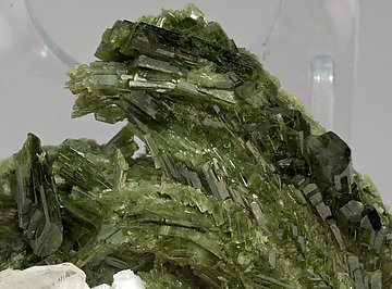 Diopside with Calcite. 