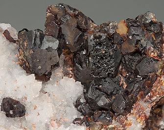 Sphalerite with Quartz and Calcite. 