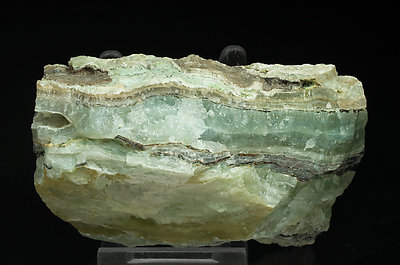 Calcite with Aurichalcite inclusions (variety zeiringite). Rear