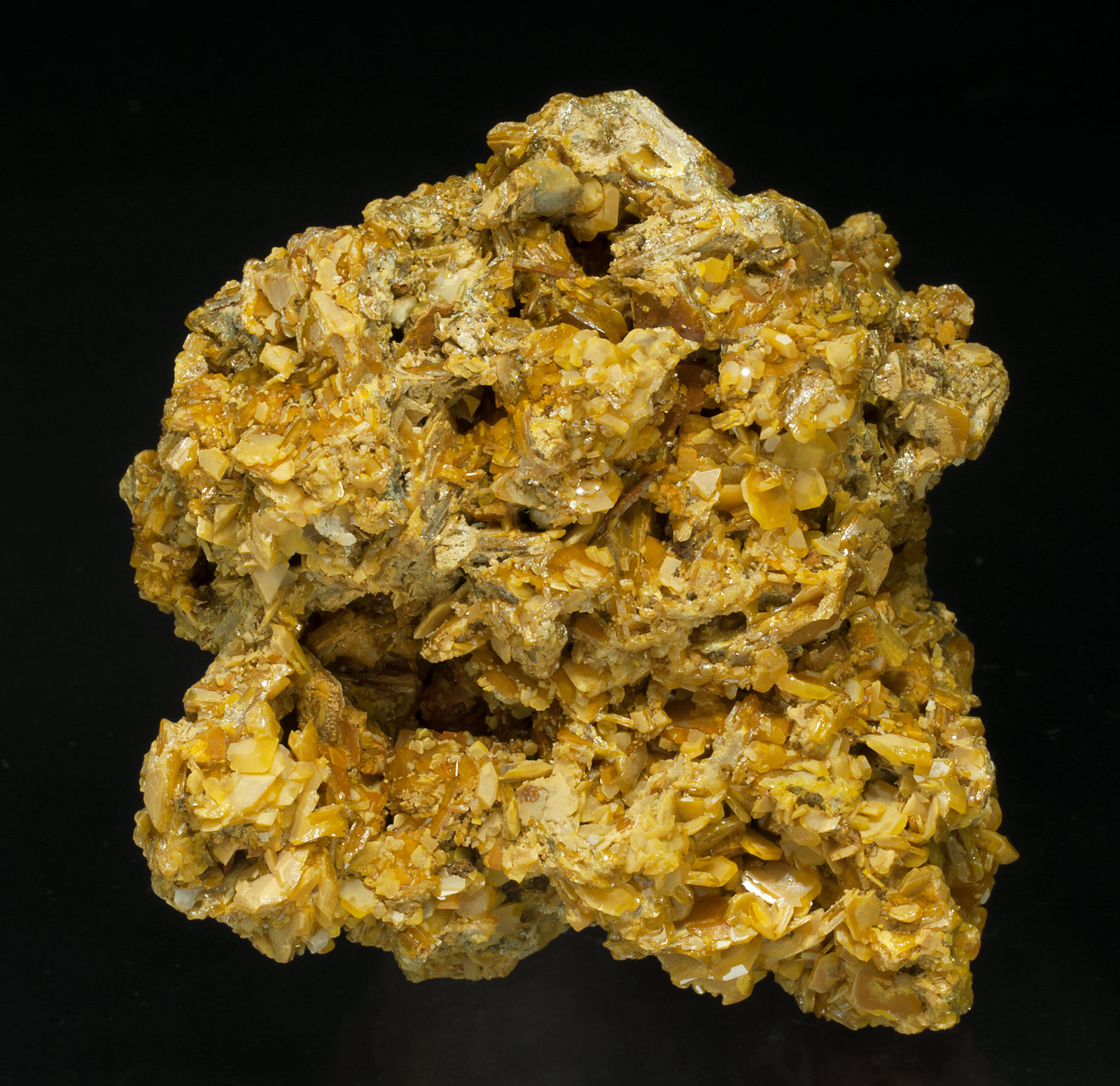 specimens/s_imagesX8/Wulfenite-RT63X8r.jpg