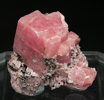 Rhodochrosite with Quartz.