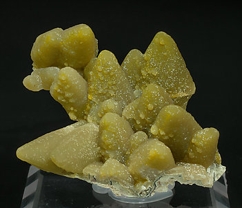 Smithsonite pseudo Calcite with Calcite. 